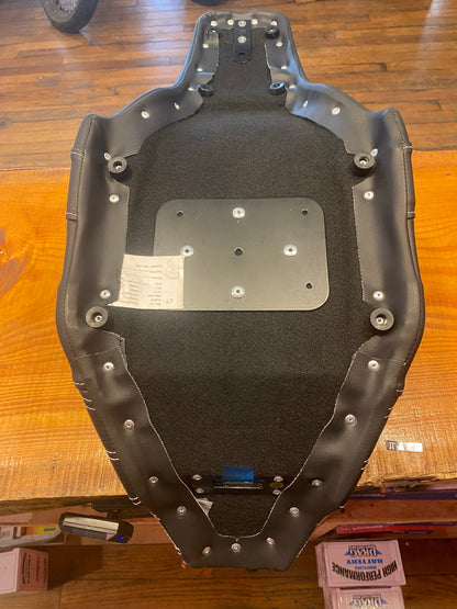 Saddlemen SDC Pro Series White Lattice Seat fits 23-26 Harley Street Road Glide
