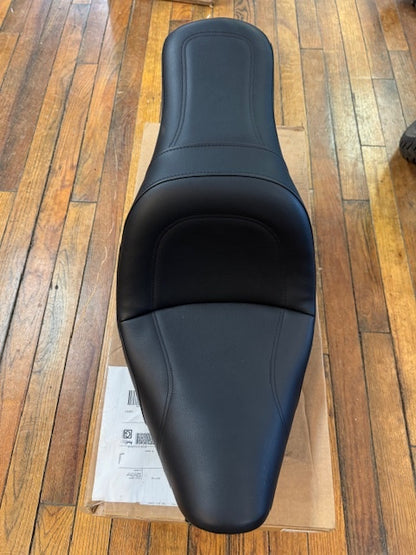 Saddlemen King Gel Seat for 2006-2017 Harley Davidson Softail Fat Boy Standard