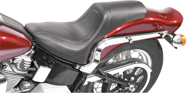 Mustang Fastback Low Stitched Seat fits 2000-2007 Harley Softail FLSTF FXSTS