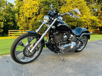 Le Pera Silhouette Smooth Solo Seat fits 2000-2007 Harley Softail Deuce FXSTD