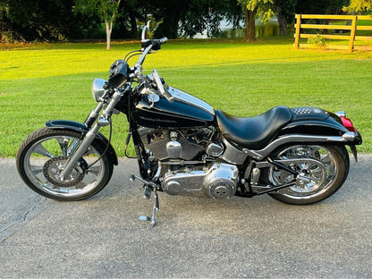 Le Pera Silhouette Smooth Solo Seat fits 2000-2007 Harley Softail Deuce FXSTD