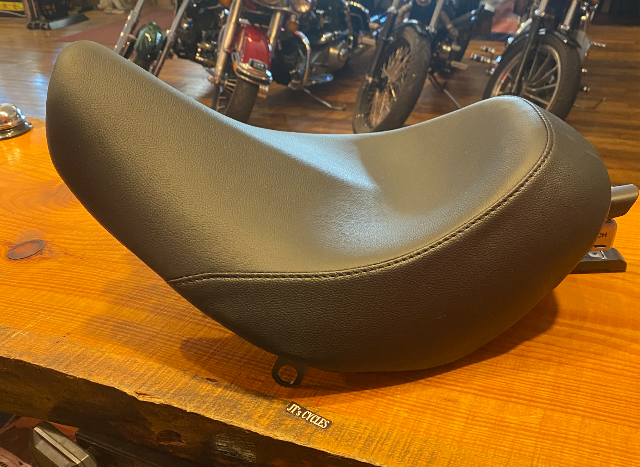 Danny Gray Weekday Solo Seat for 2008-2011 Harley Softail Rocker FXCWC FXCW