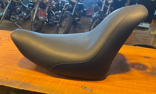 Saddlemen S3 Super Slammed Solo Gel Seat for 2006-2017 Harley Softail FXST FLSTF
