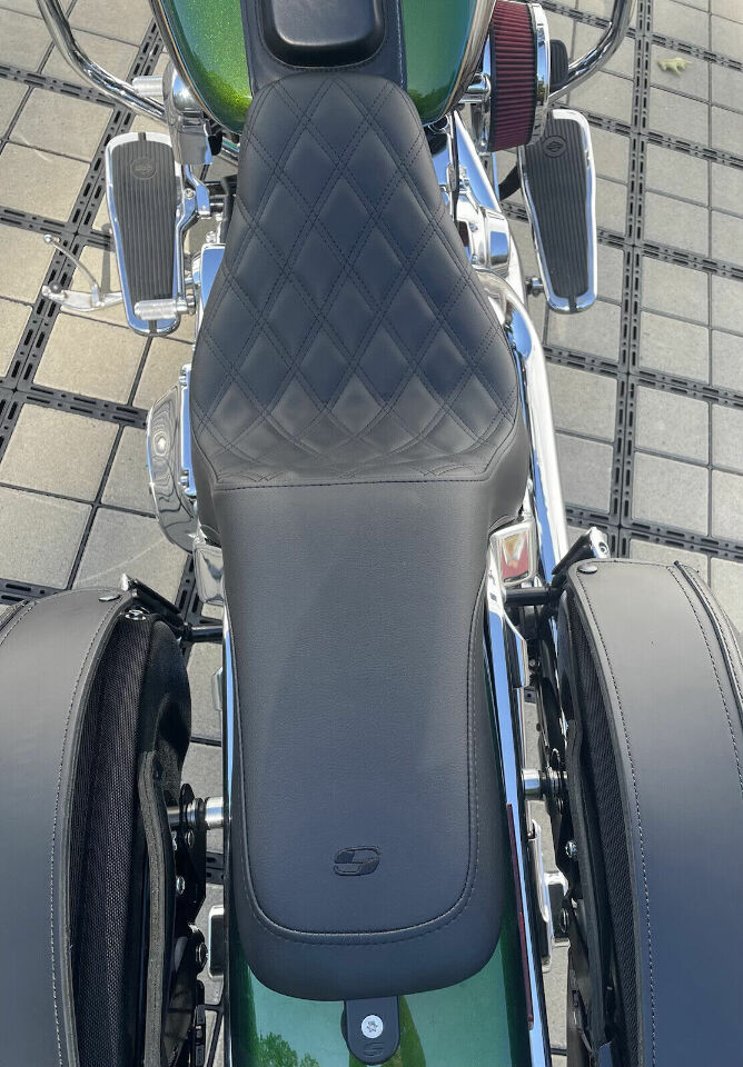 Saddlemen Profiler Lattice Low Gel Seat 2006-17 Harley Softail Heritage Classic