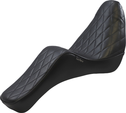 Le Pera Cherokee Diamond Seat fits 2018-2023 Harley Softail Heritage Deluxe