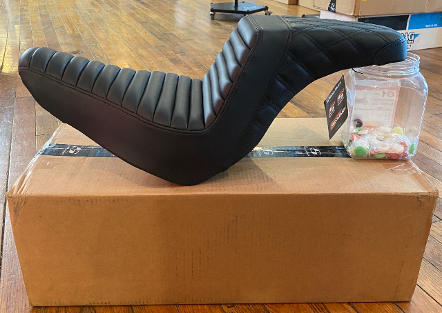 Saddlemen Step-Up Tuck-N-Roll for Seat 2018-2025 Harley Softail Low Rider FXLRST