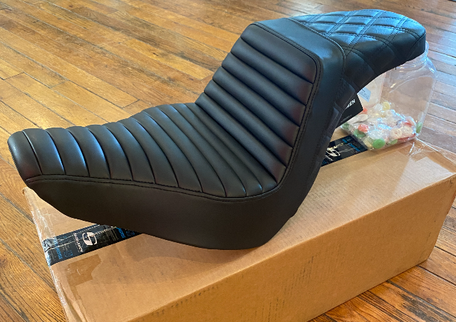 Saddlemen Step-Up Tuck-N-Roll for Seat 2018-2025 Harley Softail Low Rider FXLRST