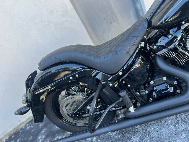 Saddlemen Profiler Lattice Low Gel Seat fits 2018-2025 Harley Softail FLDE FLHC