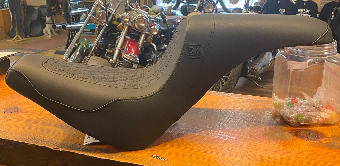 Saddlemen Speed Merchant Pro Series Gelcore Seat for 2018-2024 Harley Softail