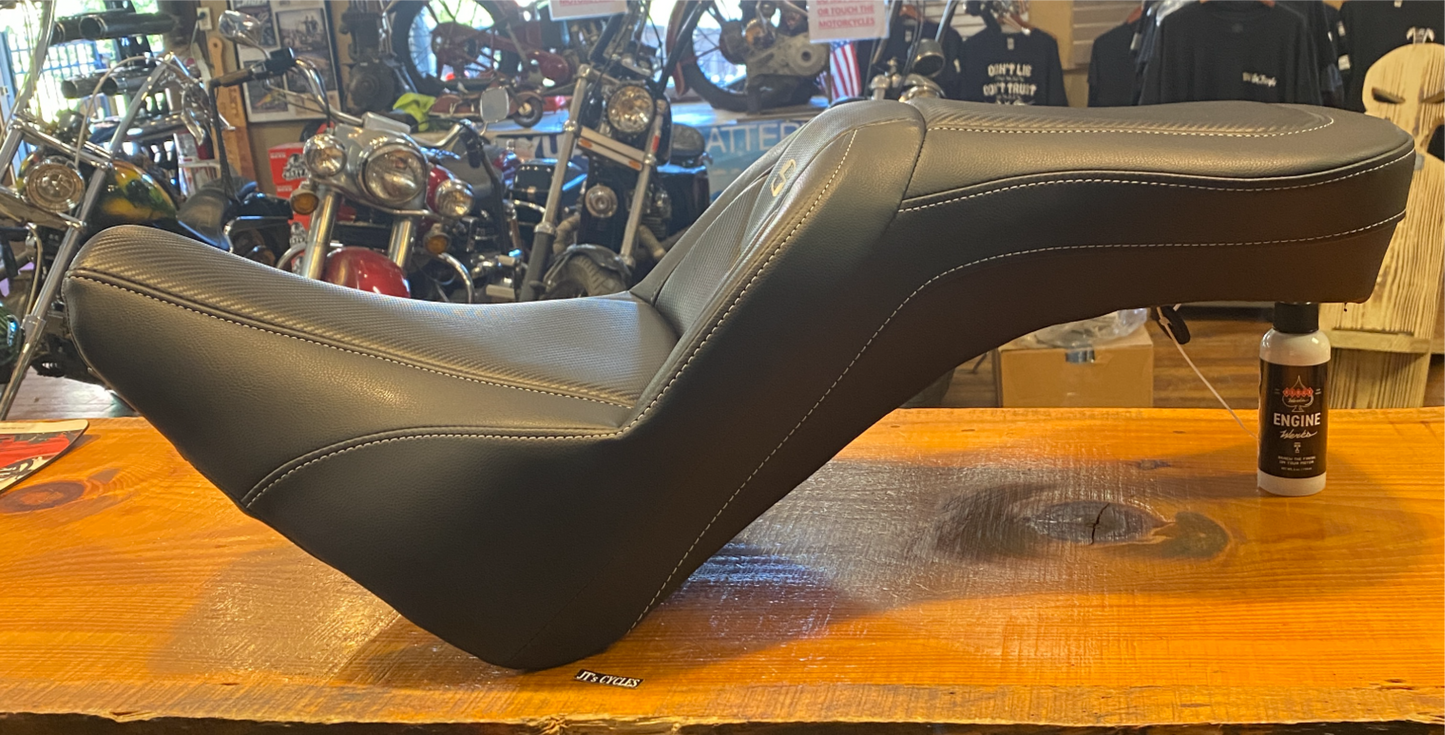 Saddlemen Roadsofa Carbon Fiber Gel Seat for 2018-2026 Harley Softail Heritage