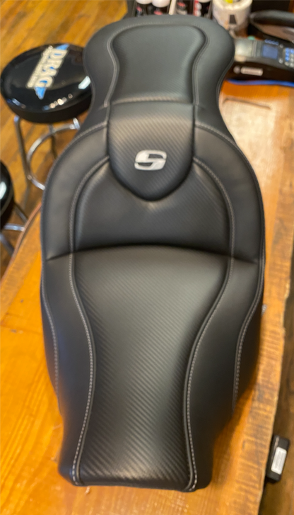 Saddlemen Roadsofa Carbon Fiber Gel Seat for 2018-2026 Harley Softail Heritage