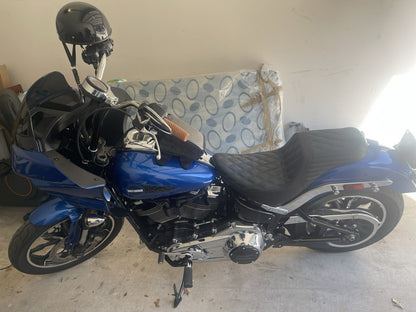 Le Pera Tailwhip Blue Diamond Stitch Seat for 2018-2025 Harley Softail FXLR FLSB