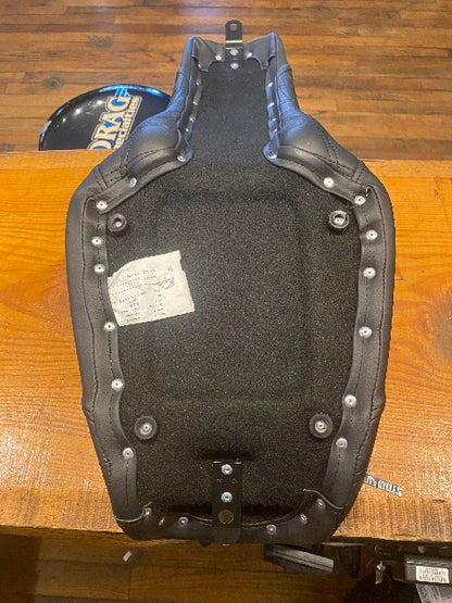Saddlemen Step Up Black Lattice Stitch Gel Seat for 2004-2005 Harley Dyna FXD
