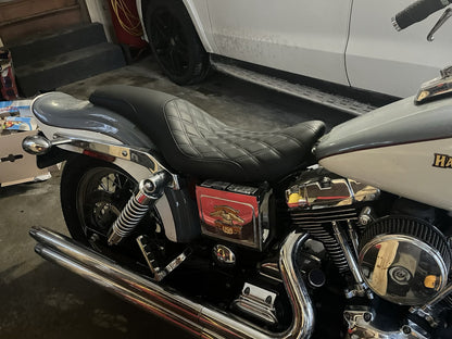Saddlemen Profiler Lattice Stitch Low Seat for 1996-2003 Harley Dyna Wide Glide