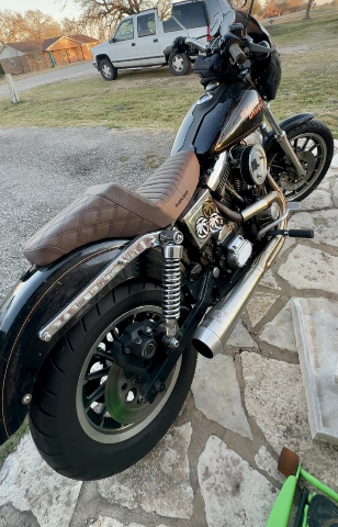 Saddlemen Step Up Tuck n Roll Brown Seat 1996-2003 Harley Dyna FXDX FXDL FXDXT