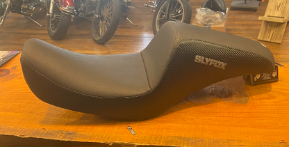 Slyfox Drifter Carbon Fiber Slipstop Lumbar Seat for 1996-2003 Harley Dyna FXDL