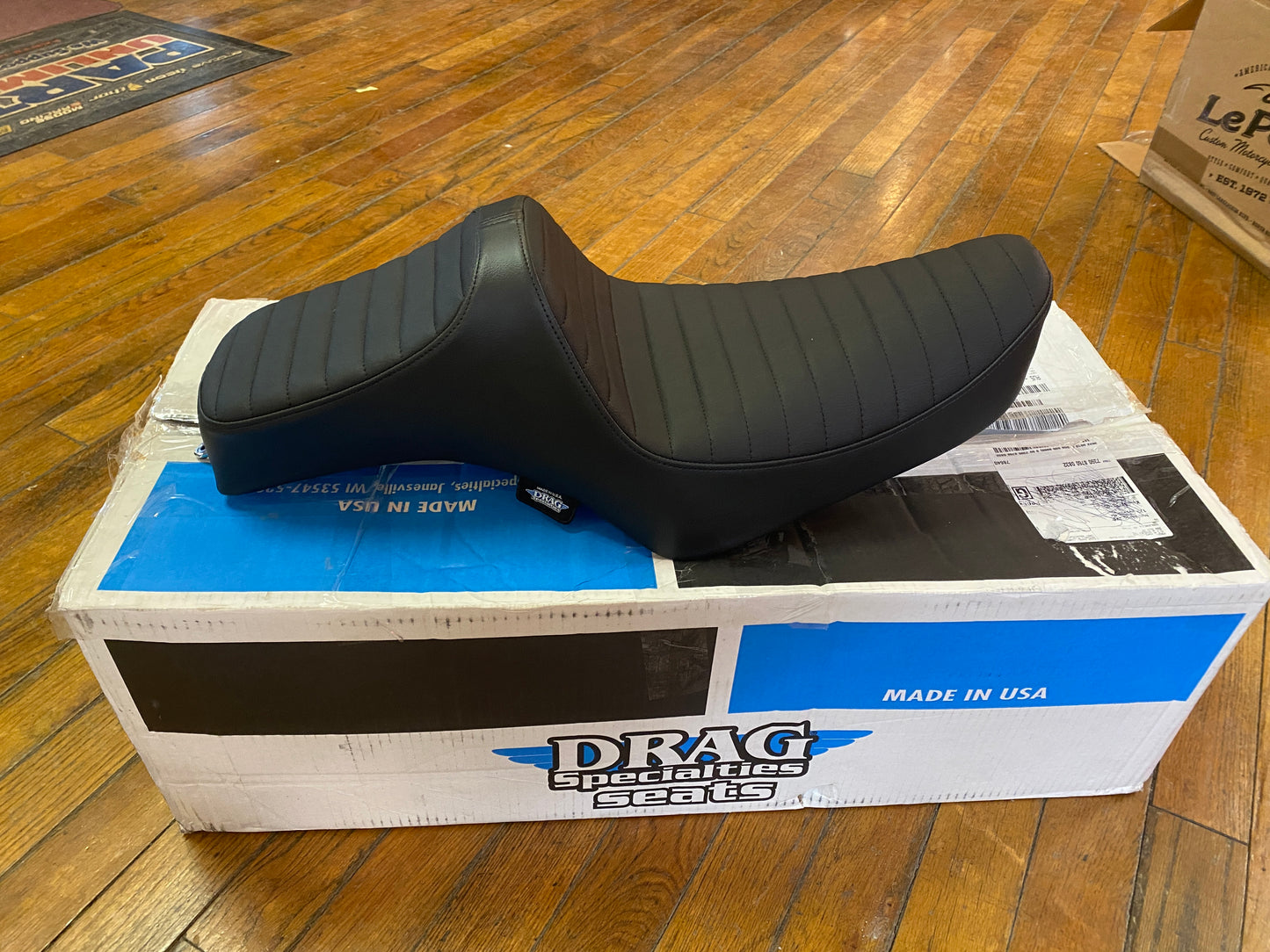 Drag Specialties Black Predator Classic Stitch Seat 1982-2003 Harley Sportster