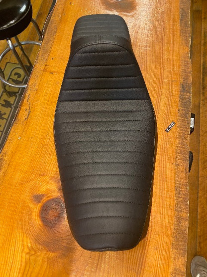 Drag Specialties Predator Classic Stitch Seat fits 1982-2003 Harley Sportster