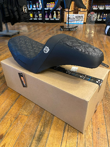 Saddlemen Black Gel SDC Performance Gripper Seat 1982-2000 Harley FXR FXRT FXRS