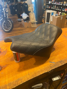 Saddlemen Renegade Lattice Low Profile Solo Gel Seat for 2025-2026 Indian Scout