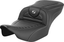 Saddlemen Roadsofa Carbon Fiber Tuck-N-Roll Gel Seat for 2023-26 Harley Touring