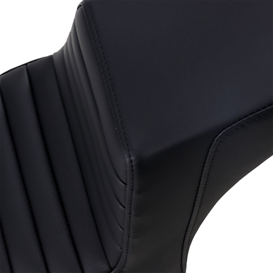 Saddlemen Step Up Tuck-n-Roll Gel Seat fits 2018-2023 Indian Scout Bobber Rogue