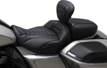 Mustang Deluxe Touring Solo Seat & Backrest for 2023-26 Harley Street Road Glide