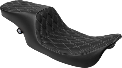 Drag Specialties Predator Silver Stitch Seat fits 1997-07 Harley Road King FLHX