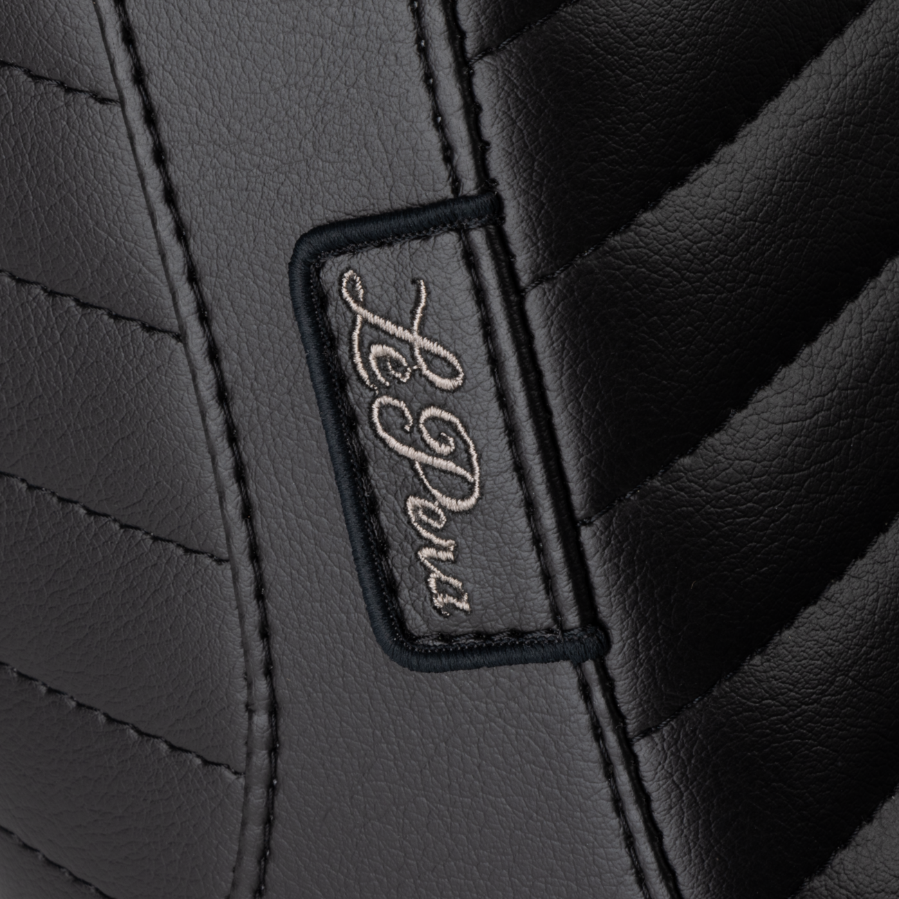 Le Pera Tailwhip Up Front Pleated Seat for 2018-2025 Harley Softail Low Rider