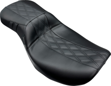 Le Pera Outcast Daddy Long Legs GT2 Diamond Inlay Seat 2023-2026 Harley Touring