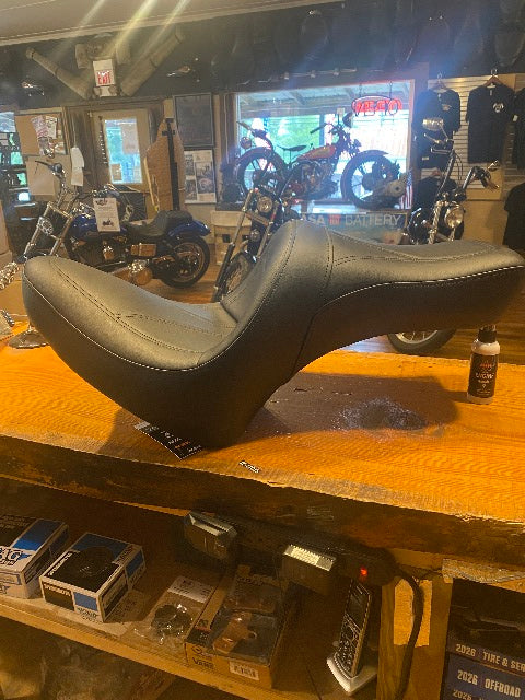 Saddlemen King Gel Seat fits 1984-1999 Harley Softail Heritage Fat Boy Springer
