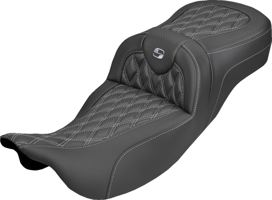 Saddlemen Roadsofa Silver Lattice Carbon Extended Seat for 08-25 Harley Touring