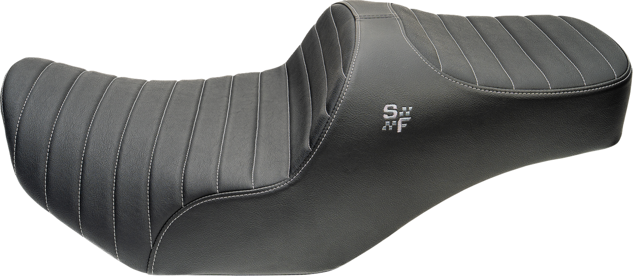 Slyfox Chariot Silver Classic Stitch Seat fits 2009-2025 Harley Touring FLH FLT