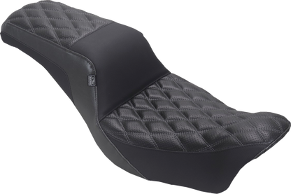 Mustang Squareback Gray Diamond Stitch Seat fits 2006-2017 Harley Dyna FXD