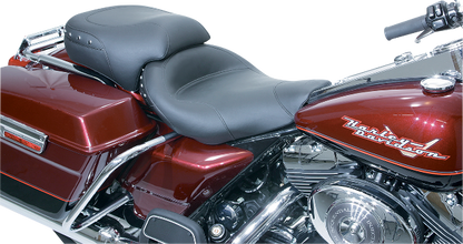 Mustang Wide Studded Touring Seat for 1999-2007 Harley Road King Street Glide