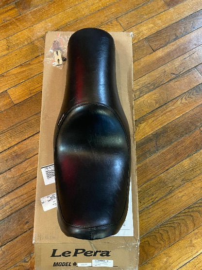 Le Pera Silhouette Up-Front Seat fits 1996-2003 Harley Dyna Super Glide LNU-861