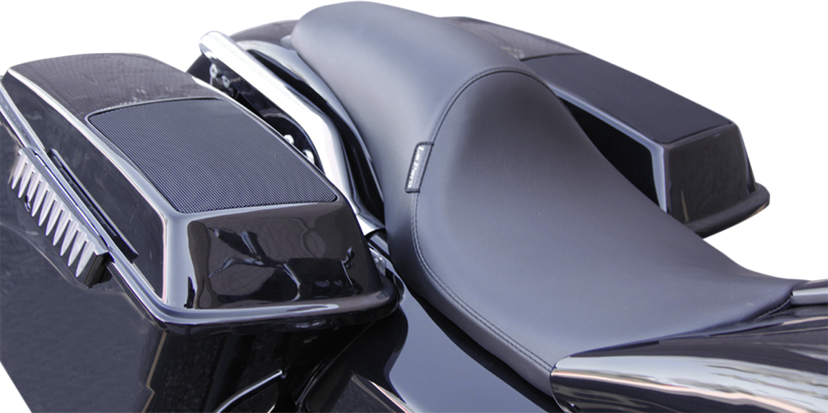 Le Pera Silhouette Seat 2008-2024 Harley Touring w/ Bagger Nation Stretched Tank