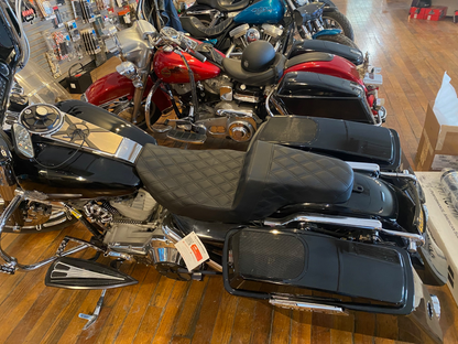 Saddlemen Black Step-Up Lattice Seat for 1997-2007 Harley Touring FLHX FLHR