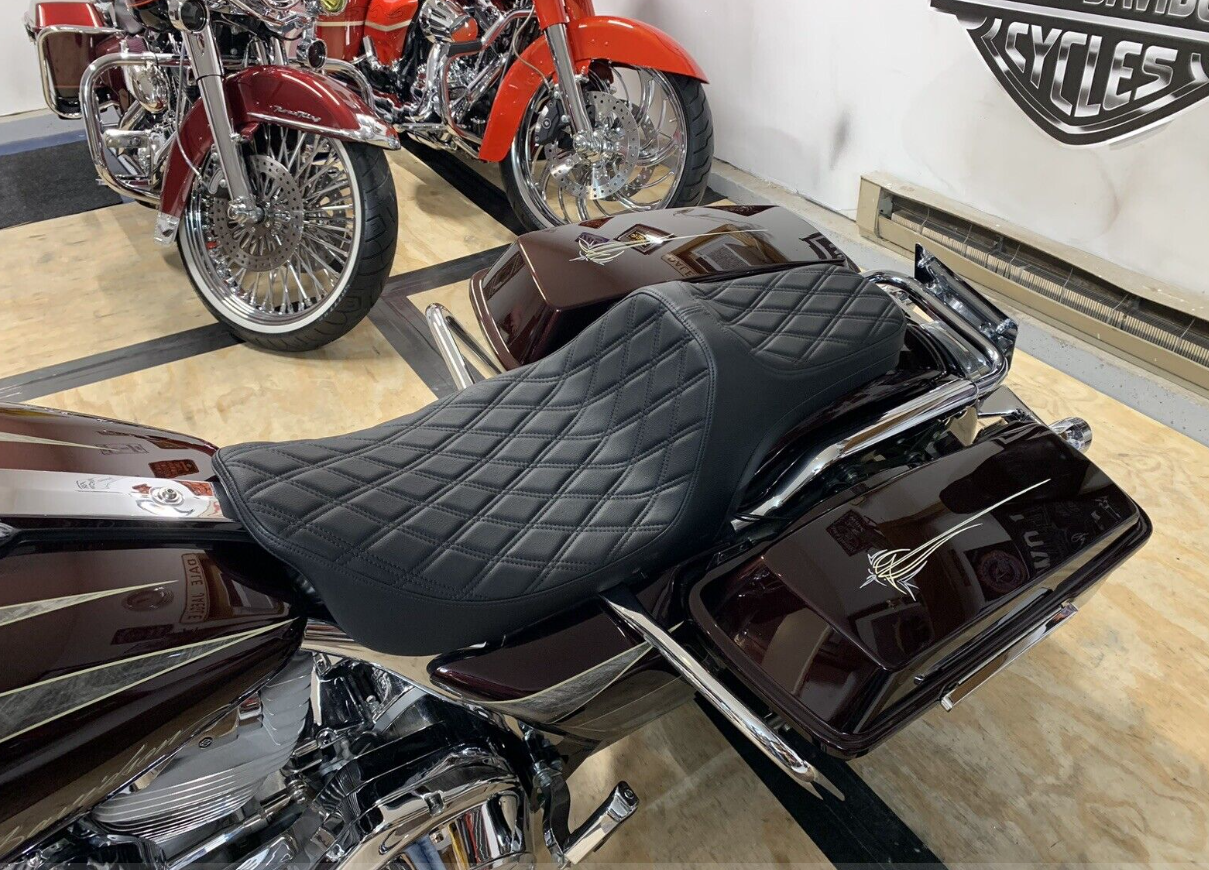 Drag Specialties Predator III Diamond Stitch Seat fits 1997-2007 Harley Touring