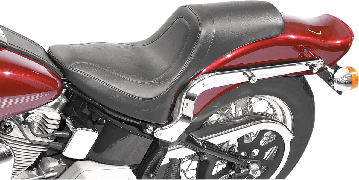 Mustang Fastback Low Stitched Seat fits 2000-2007 Harley Softail FLSTF FXSTS