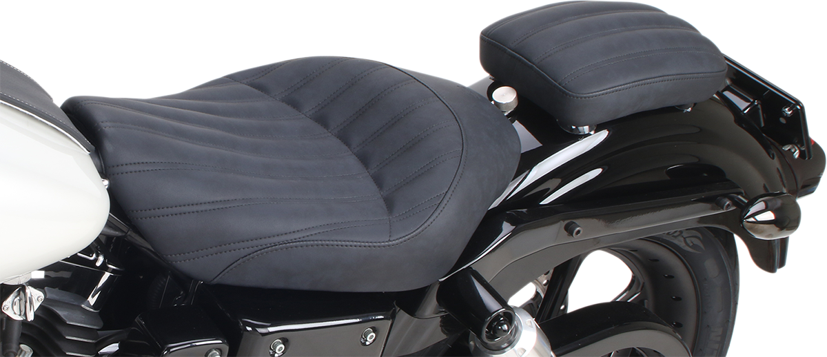 Saddlemen 7" Knuckle Detachable Rear Gel Pillion Pad for Harley Davidson