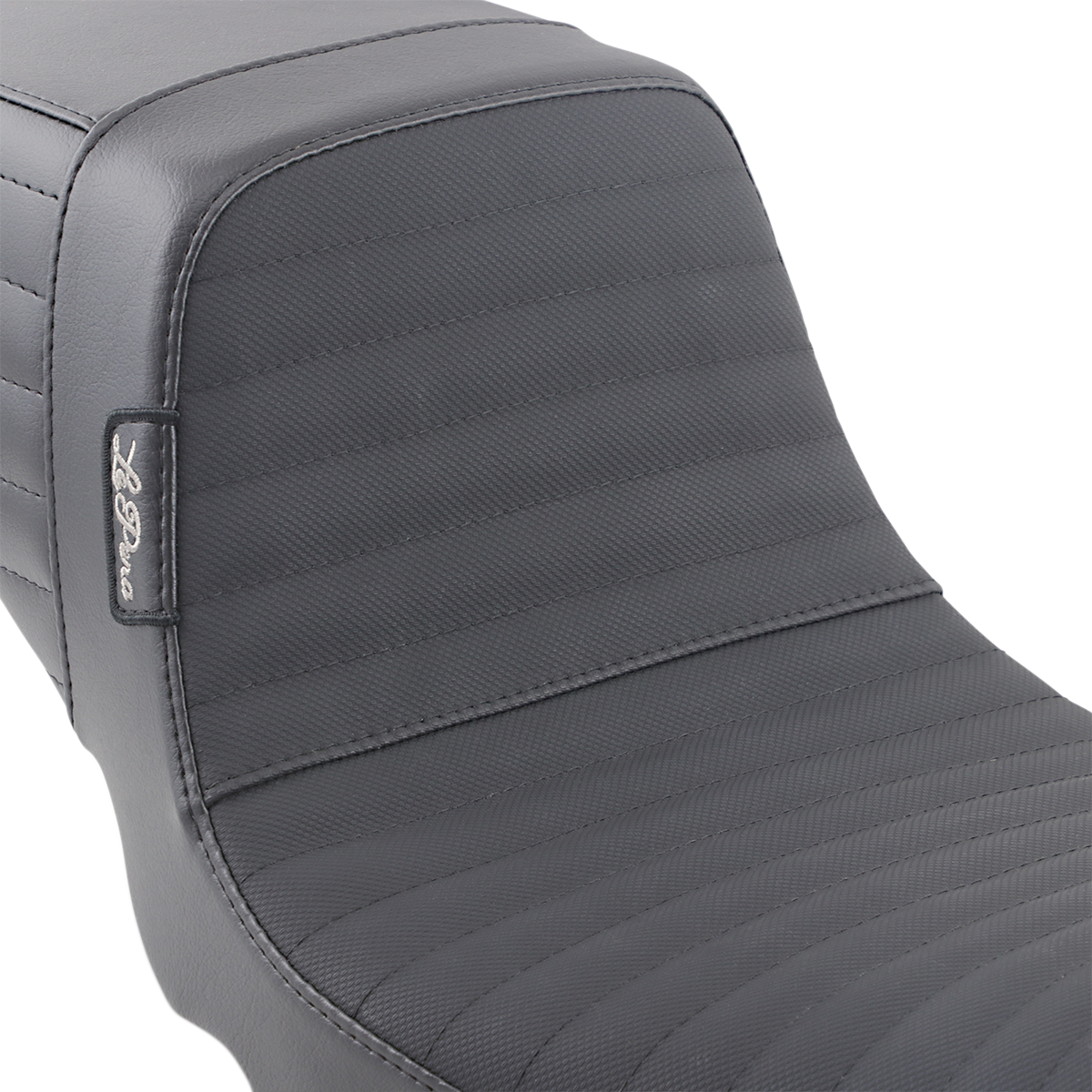 Le Pera Pleated Grip Tape Kickflip Seat 2006-2017 Harley Dyna Fat Bob Low Rider