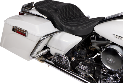 Drag Specialties Freedom Diamond Silver Stitch Seat 1997-07 Harley Touring