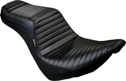 Le Pera Tailwhip Pleated Seat for 2018-2026 Harley Softail Low Rider Sport Glide
